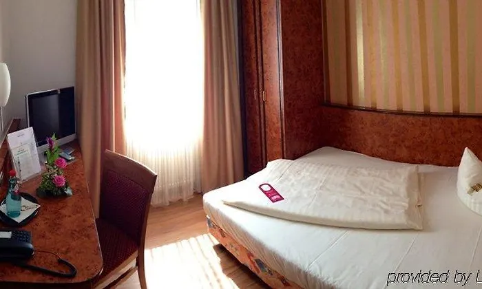 Miramar Am Roemer 3*