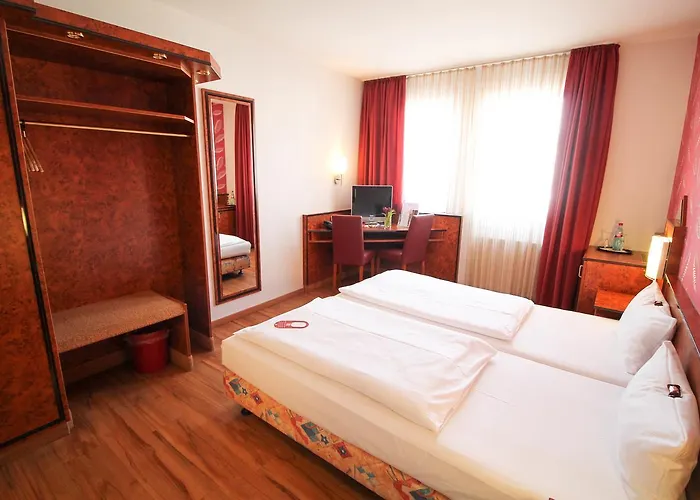 Hotel Miramar Am Roemer