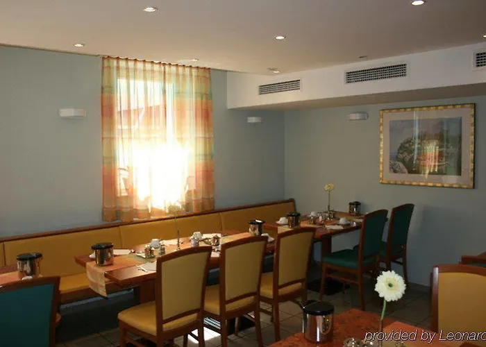 Miramar Am Roemer Hotel