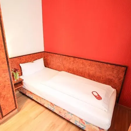 Miramar Frankfurt Centre Hotel 3*
