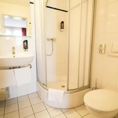 Hotell Miramar Am Römer 3*