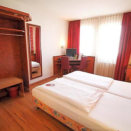 Hotel Miramar Frankfurt City Centre 3*