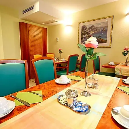 Hotel Miramar Frankfurt City Centre Hotel 3*