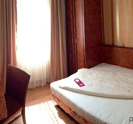 Miramar Frankfurt Centre 3*