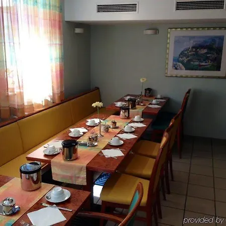 Hotel Miramar Am Roemer