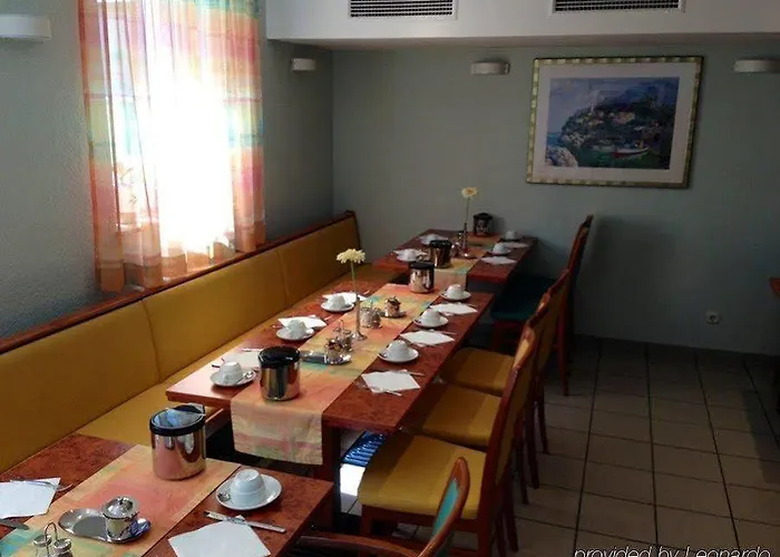 Hotel Miramar Am Roemer