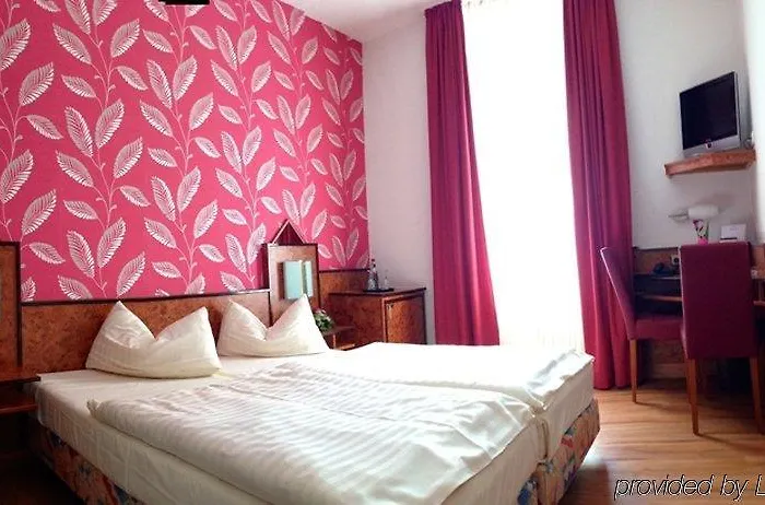 Miramar Am Roemer 3*